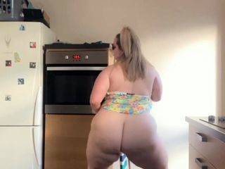 Novice milf blonde Sabrina