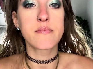 Scorching brunette from squirt masturbating on webcam