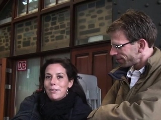 Stupefying brunette Goldie will get instrument in cunny