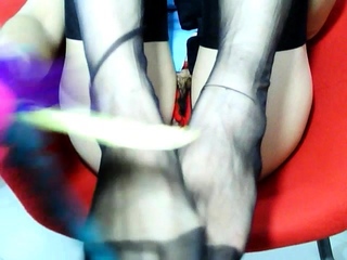 Black Novice Discover Scorching Foot Fetish