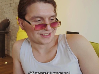 Lesbian GFs present how a lot they love pussies