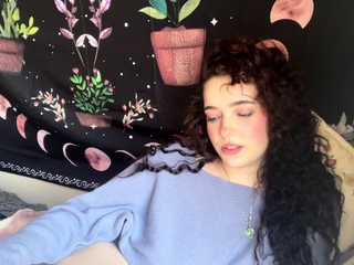 Brunette Solo Webcam Masturbation