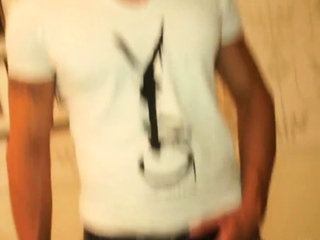 Mysterious blowjob for homosexual hunk in bondage