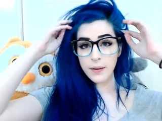 Novice brunette ariana marie solo toying