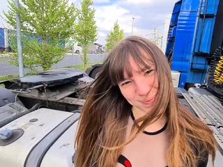 Brunette hardcored POV