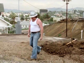 Brunette offers mass blowjob open air