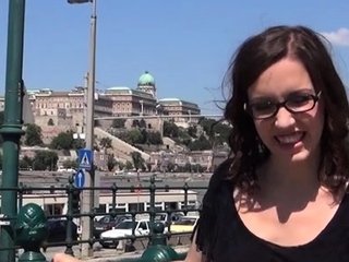 Putting brunette floozy and male get pleasure from hardcore