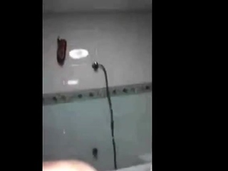 Indian Girl Masturbates on Webcam After Bath