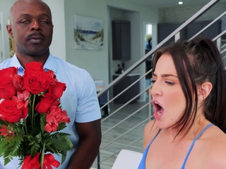 Housewife cheats on her Husband with Delivery Man -Ding