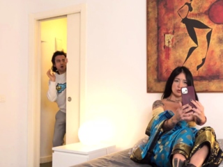 Hot Perfect Body Bhabhi Caught And Fucked By Devar