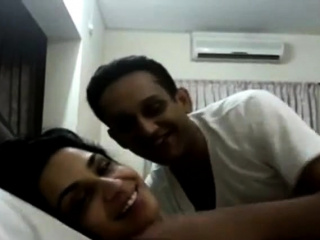 Ultra Hot – Pakistani actress Meera with Naveed sex video