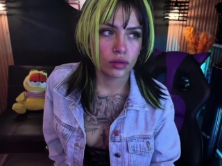 Amateur Blonde Teen Plays Solo with Toy Webcam Porn