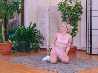 Blonde Beauty Sunflower Doll Gets Into Some Steamy Play